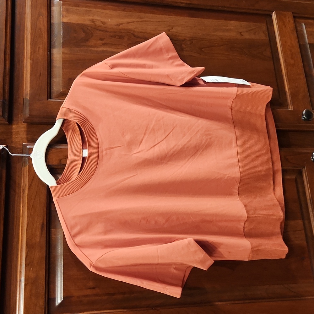 Athleta Zephyr crop tee sz XS.